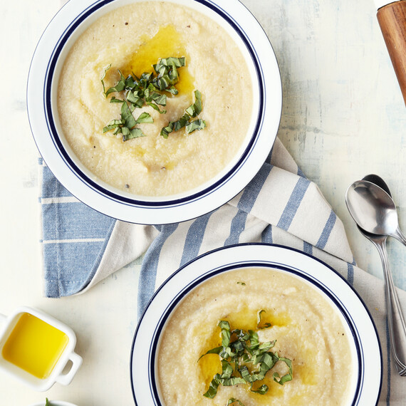 IPC_White_on_White_Idaho_Potato_Cauliflower_Soup.jpg