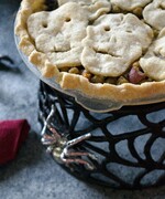 Spooky Skull Vegan Pot Pies made with Idaho® Potatoes