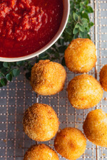 Mozzarella and Potato Croquettes 